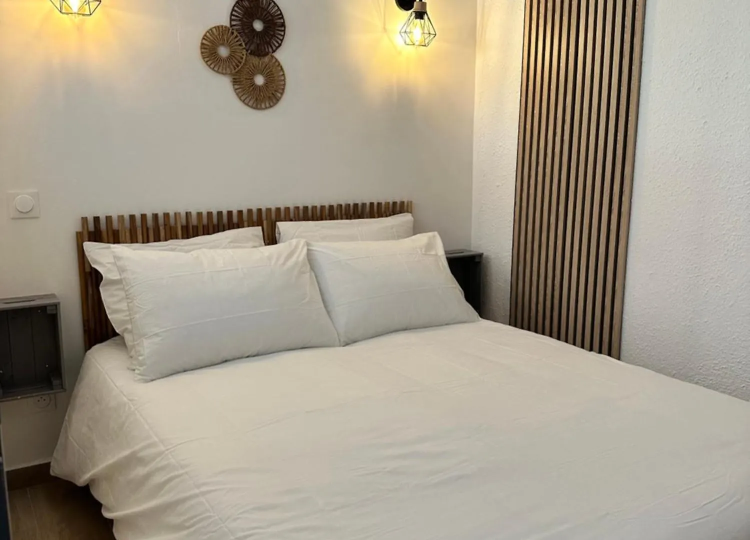 Appartement Climatise Avec Chambre Et Parking Privatif Locations Vld Camargue Saintes-Maries-de-la-Mer 0*,
